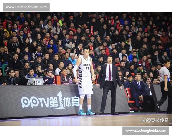 广东宏远篮球队精彩对决全程直播，带你不间断感受赛场激情与胜负瞬间