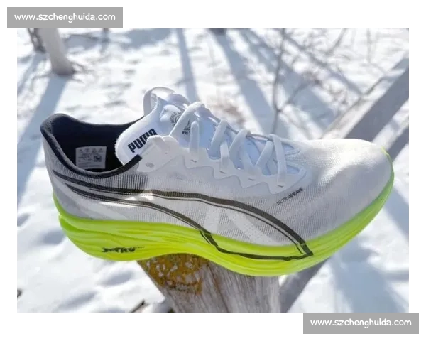 打造高性能比赛儿鞋选购指南，助力运动员突破极限提升赛场表现